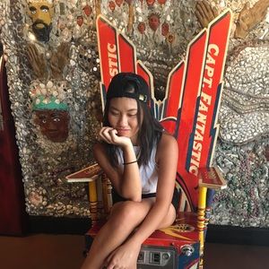 Meet your Posher, Sharon